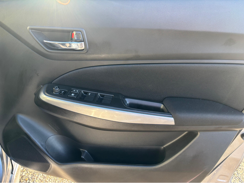 2017 Suzuki Swift SUZUKI €12,950