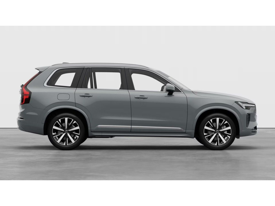 2026 Volvo XC90 - image 11