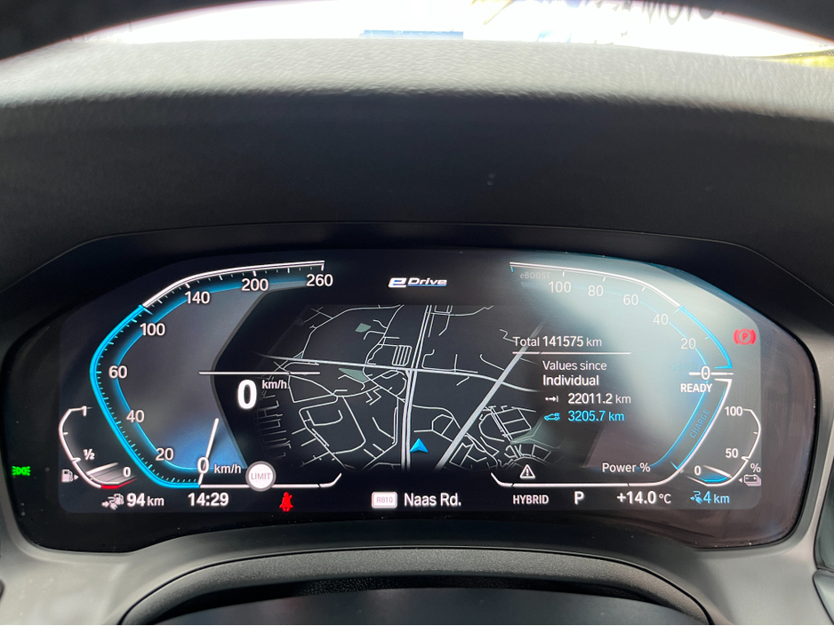 2019 BMW 3 Series - image 28