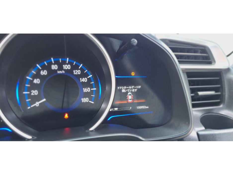 2015 Honda Fit - image 29