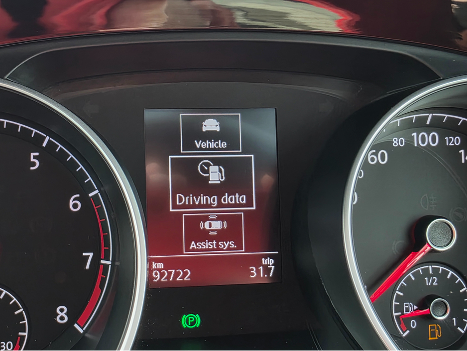 2017 Volkswagen Touran - image 29