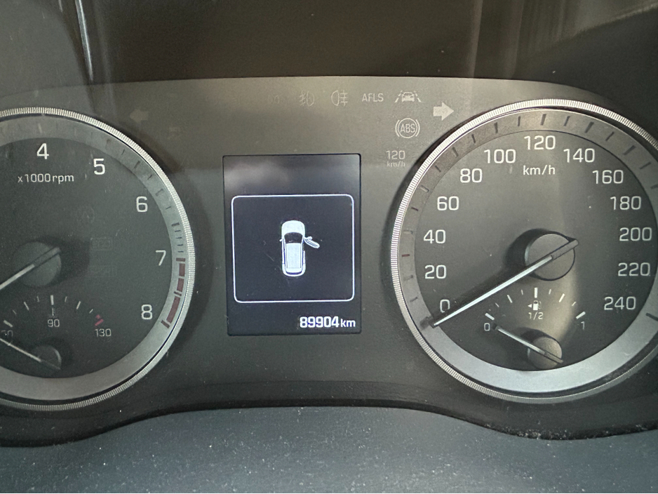 2018 Hyundai Tucson - image 11