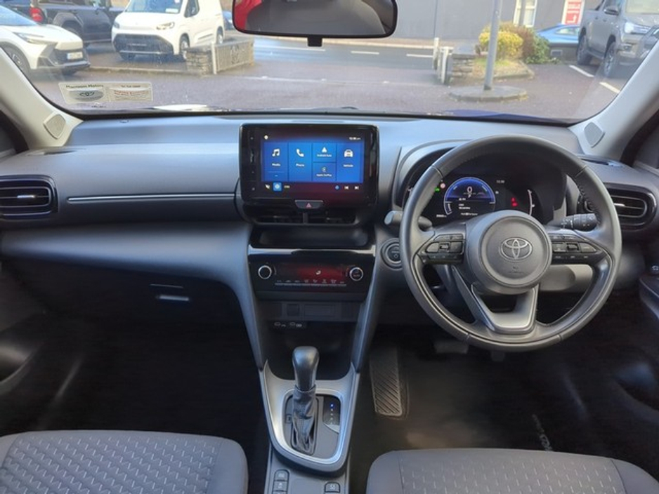 2025 Toyota Yaris Cross YARIS CROSS LUNA