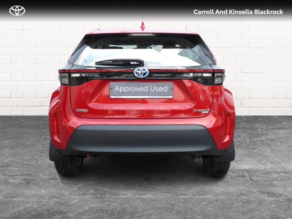 2023 Toyota Yaris Cross Hybrid Luna €26,950