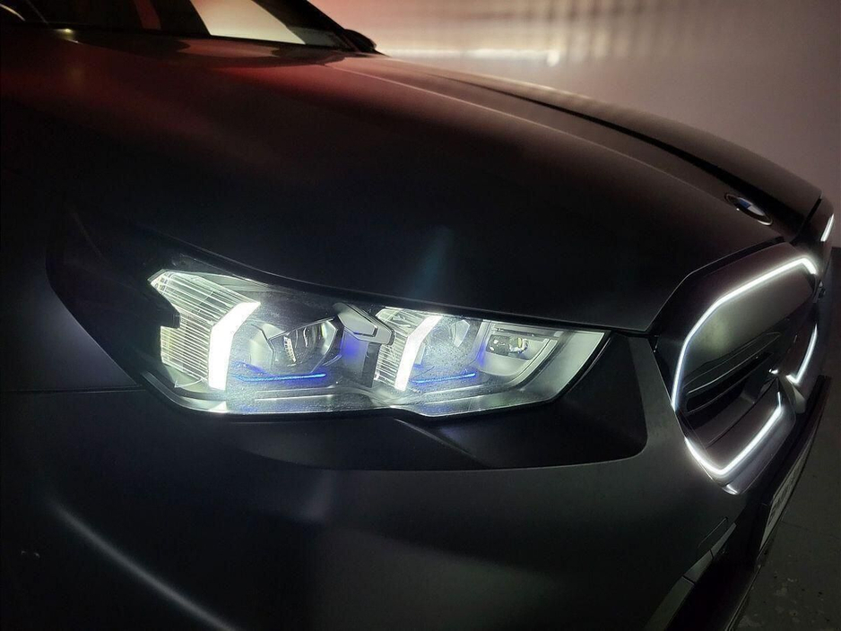 2025 BMW M5 - image 21