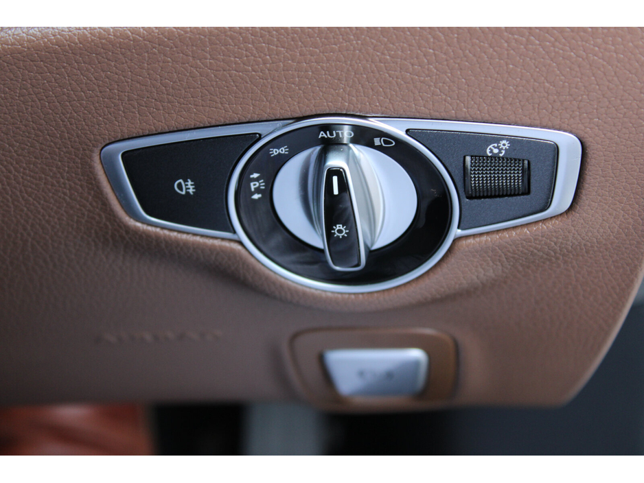 2022 Mercedes-Benz E Class - image 26