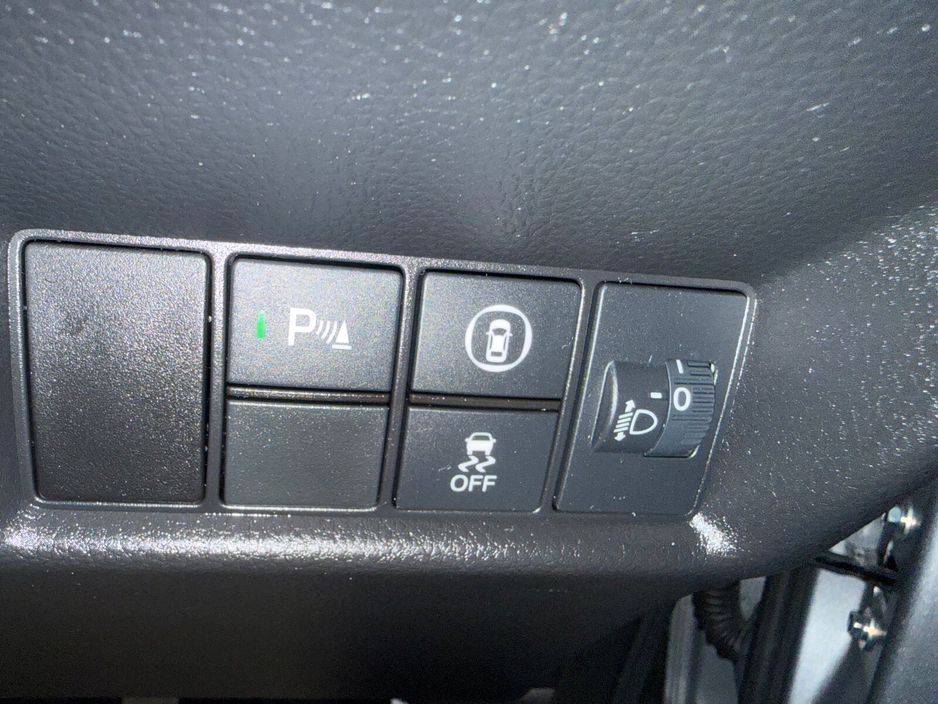 2020 Honda Fit - image 19