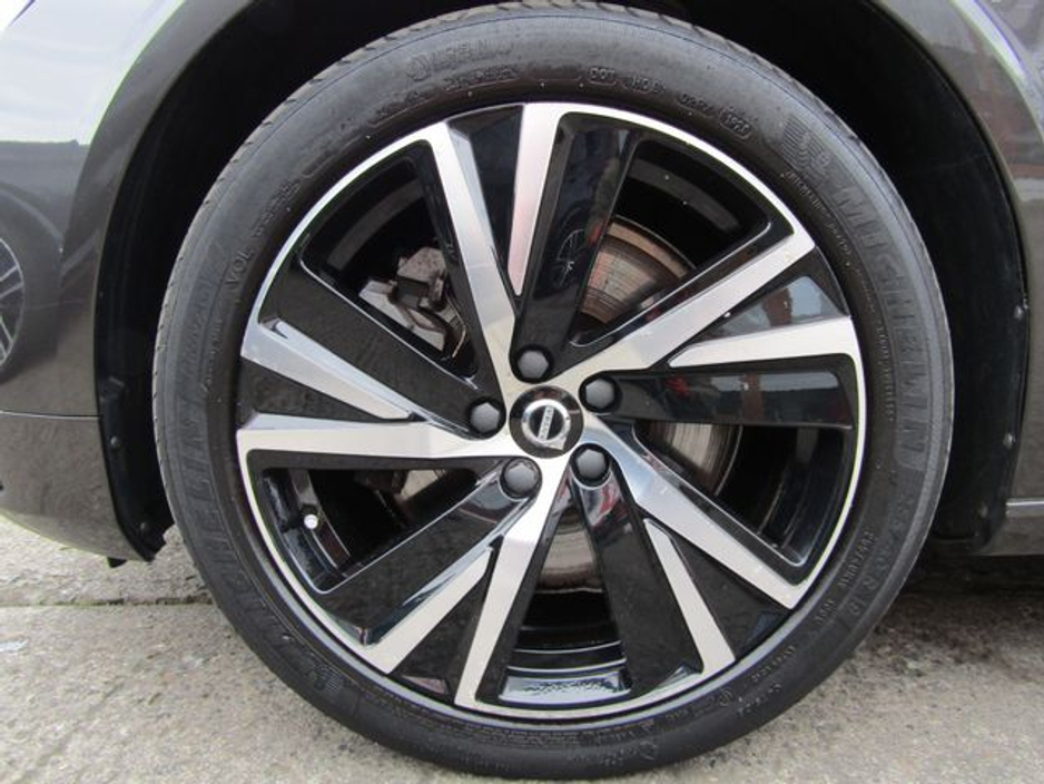 2021 Volvo S90 - image 46