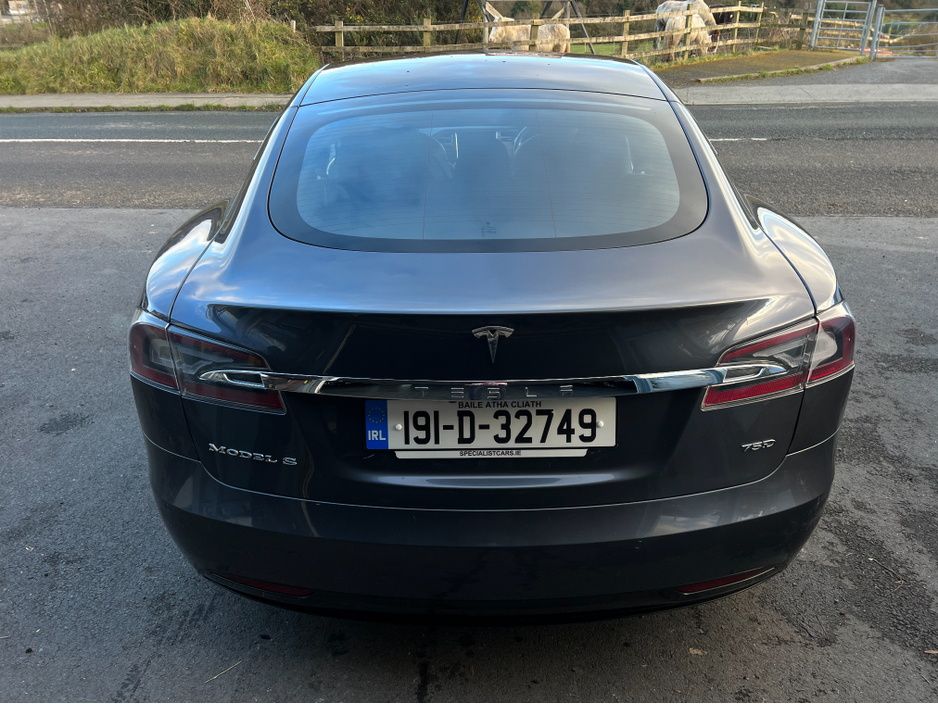 2019 Tesla Model S - image 5