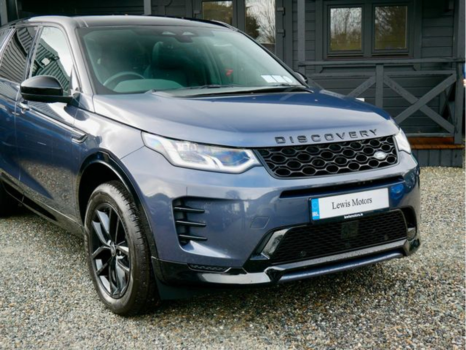 2024 Land Rover Discovery Sport - image 7