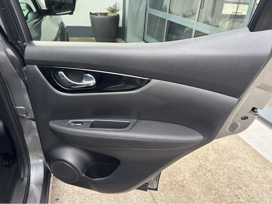 2016 Nissan Qashqai - image 15