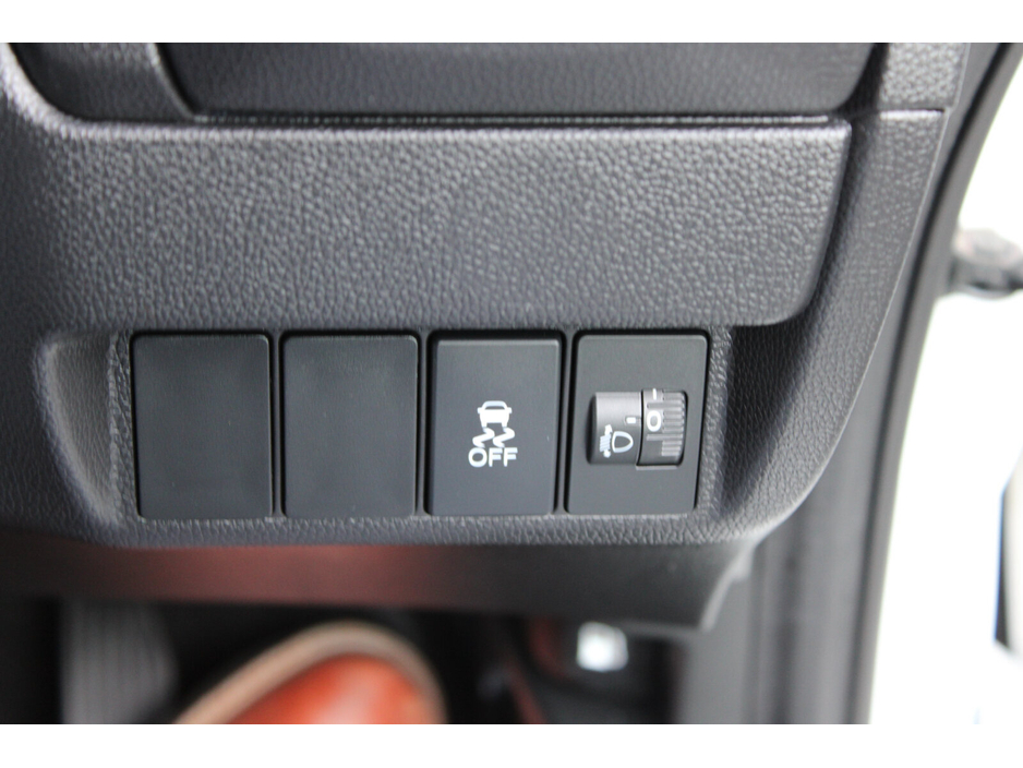 2017 Honda Jazz - image 20