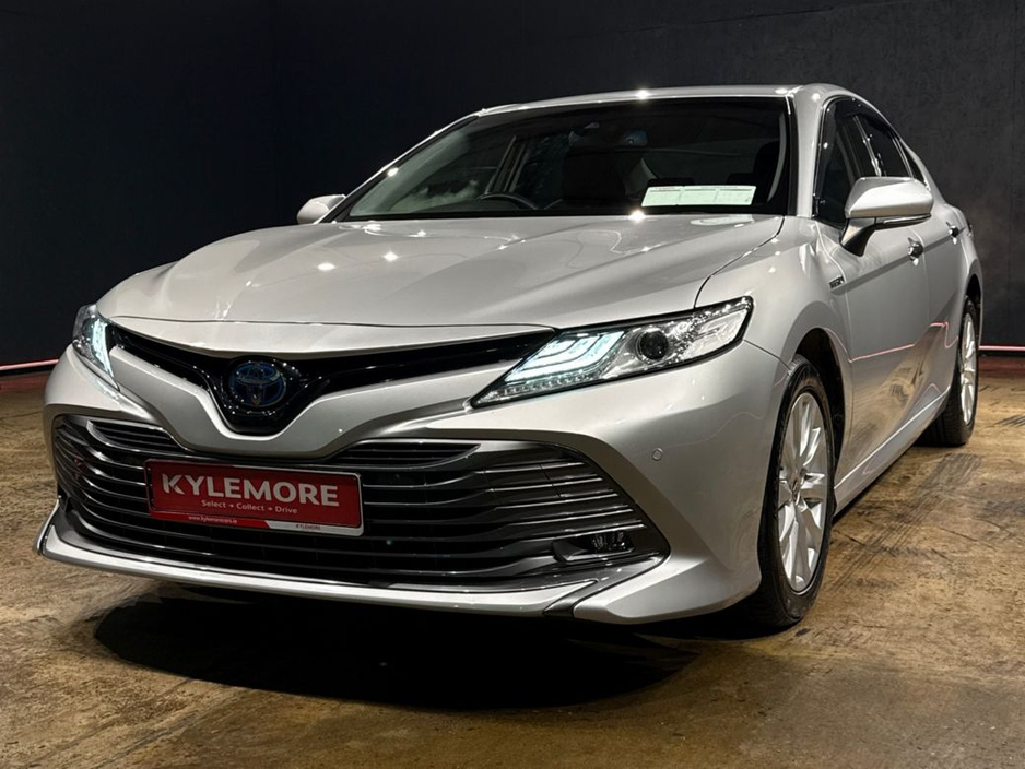 2020 Toyota Camry HYBRID - CRUISE CONTROL - REVERSE CAMERA - PUSH START/STOP BUTTON - TOYOTA SAFETY SENSE €25,950