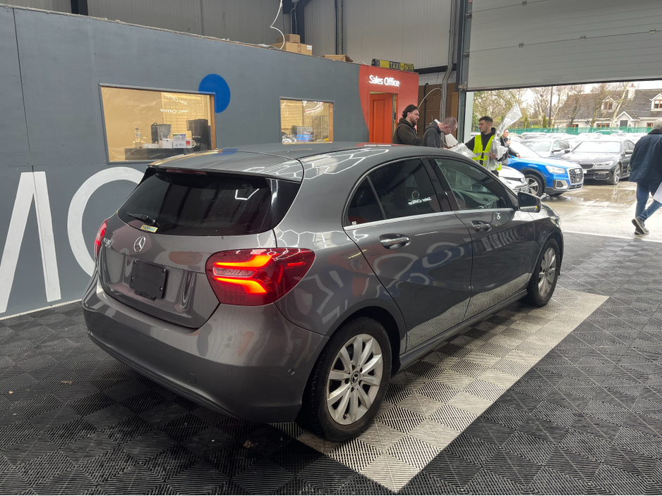 2017 Mercedes-Benz A Class €16950! 2017 MERCEDES-BENZ A180 STYLE 1.6 AUTOMATIC / CRUISE CONTROL / REVERSE CAMERA / ELECTRIC MEMORY & HEATED SEATS AND MORE €16,950