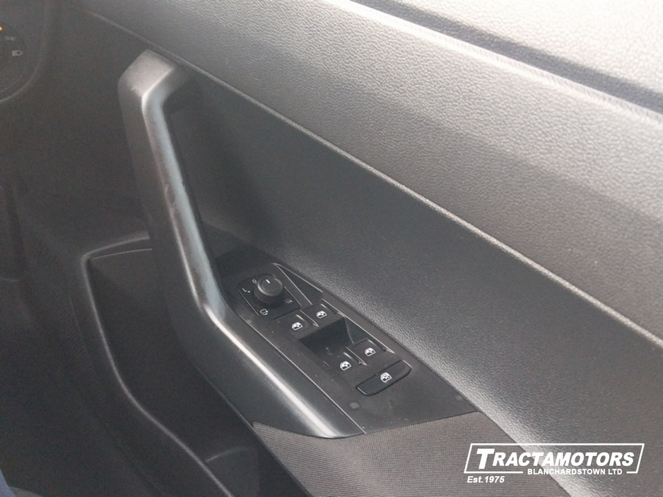 2024 Volkswagen Polo - image 29