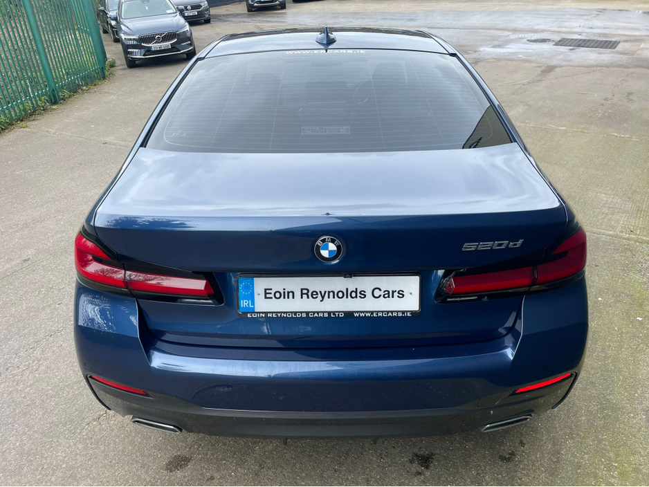 2021 BMW 5 Series - image 6