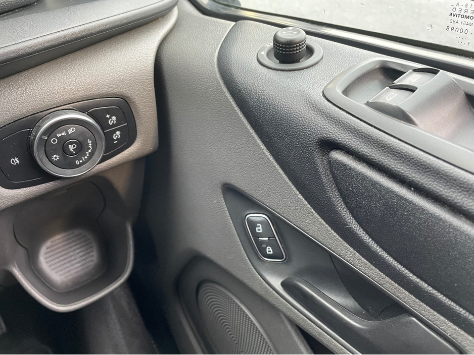 2022 Ford Transit Custom 2022 FORD CUSTOM  2.0 T 3DR 300L