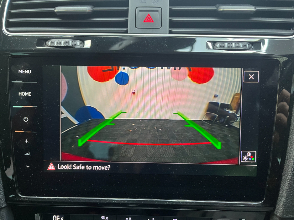 2019 Volkswagen Golf - image 19