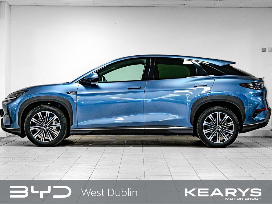 2025 BYD Sealion 7 - image 5