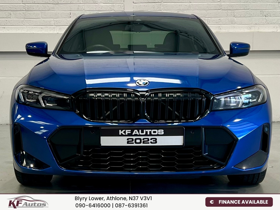 2023 BMW 3 Series - image 2