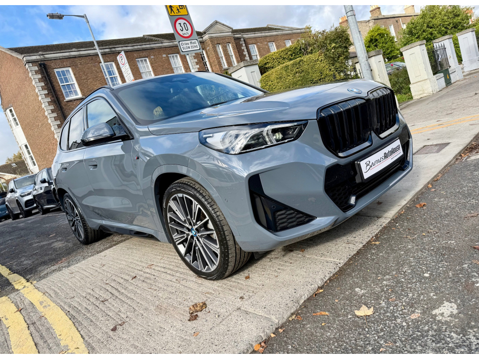 2023 BMW X1 - image 10