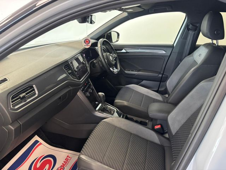 2021 Volkswagen T-Roc 2.0 TDI 150bhp R-Line DSG €26,495