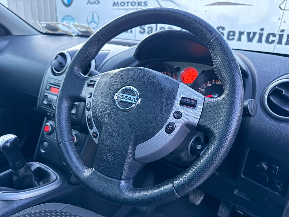 2010 Nissan Qashqai - image 18