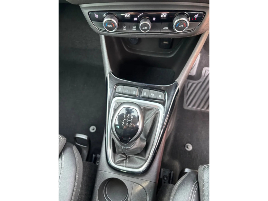 2022 Opel Crossland X 1.2i (83PS) 5 Speed SC €15,750