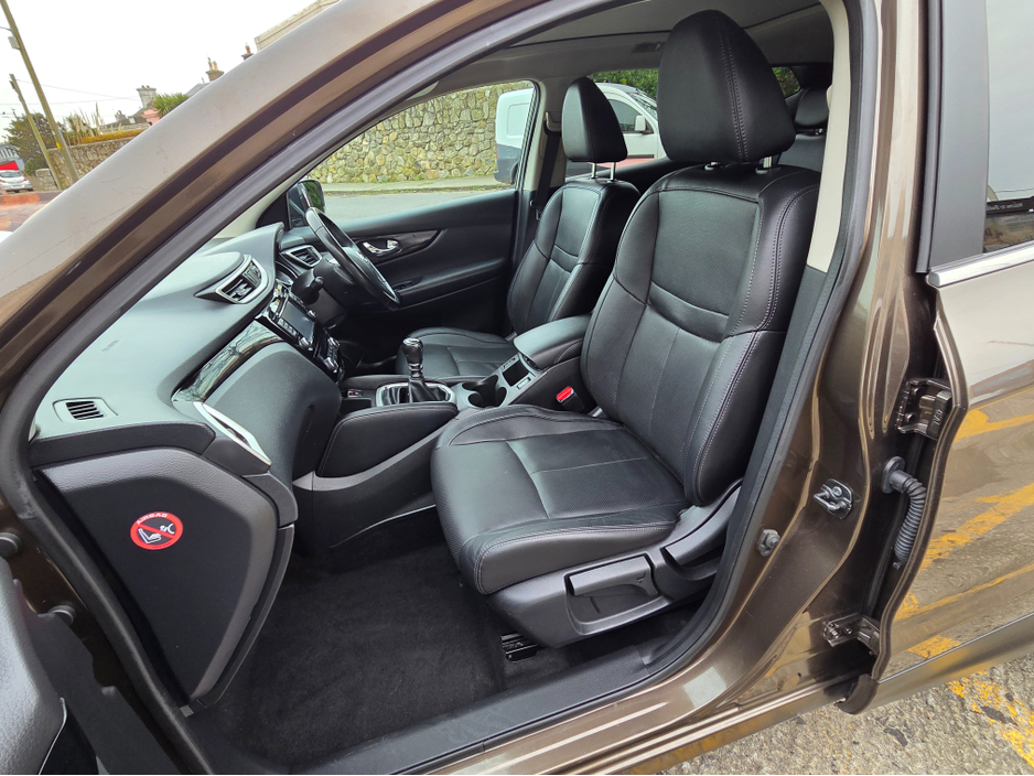 2017 Nissan Qashqai ** DEPOSIT TAKEN ** 1.5 SV PREMIUM E6 4DR €15,950