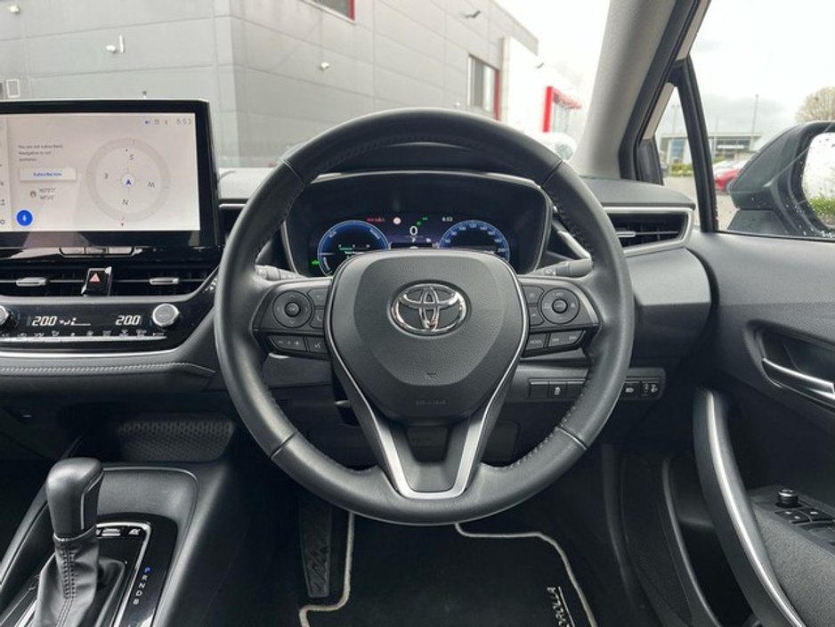 2023 Toyota Corolla - image 9