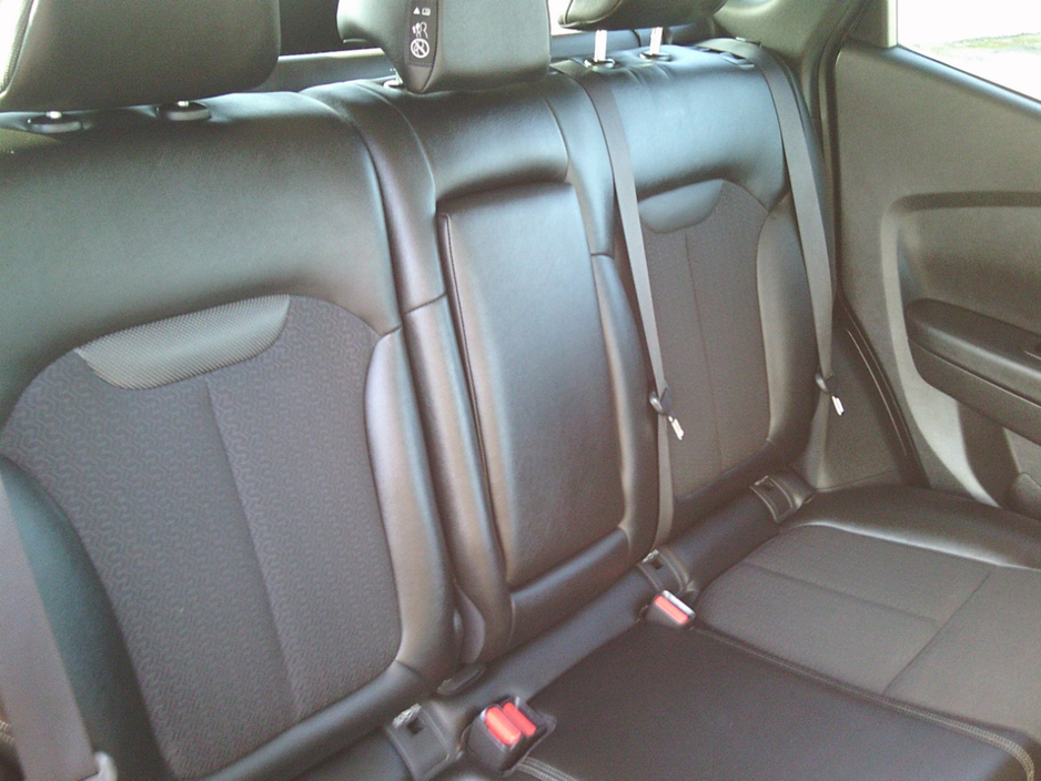 2016 Renault Kadjar - image 10