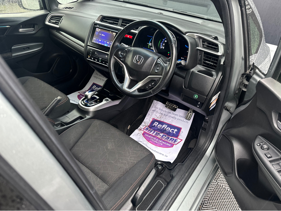 2013 Honda Fit - image 11