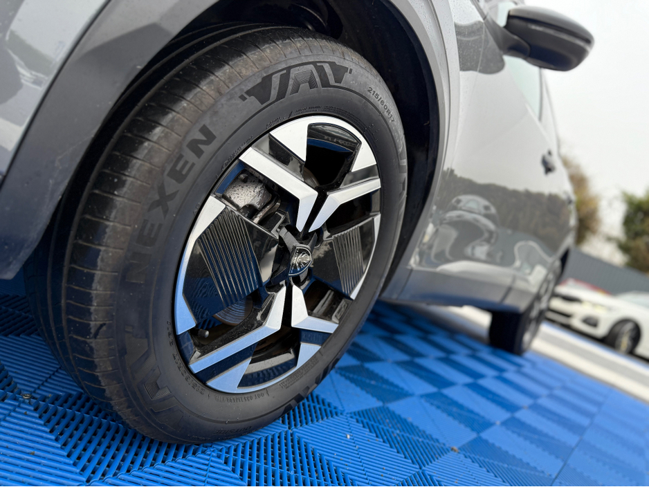 2024 Peugeot 2008 ALLURE - ELECTRIC - AUTO - 12M WARRANTY - CAR: 1601