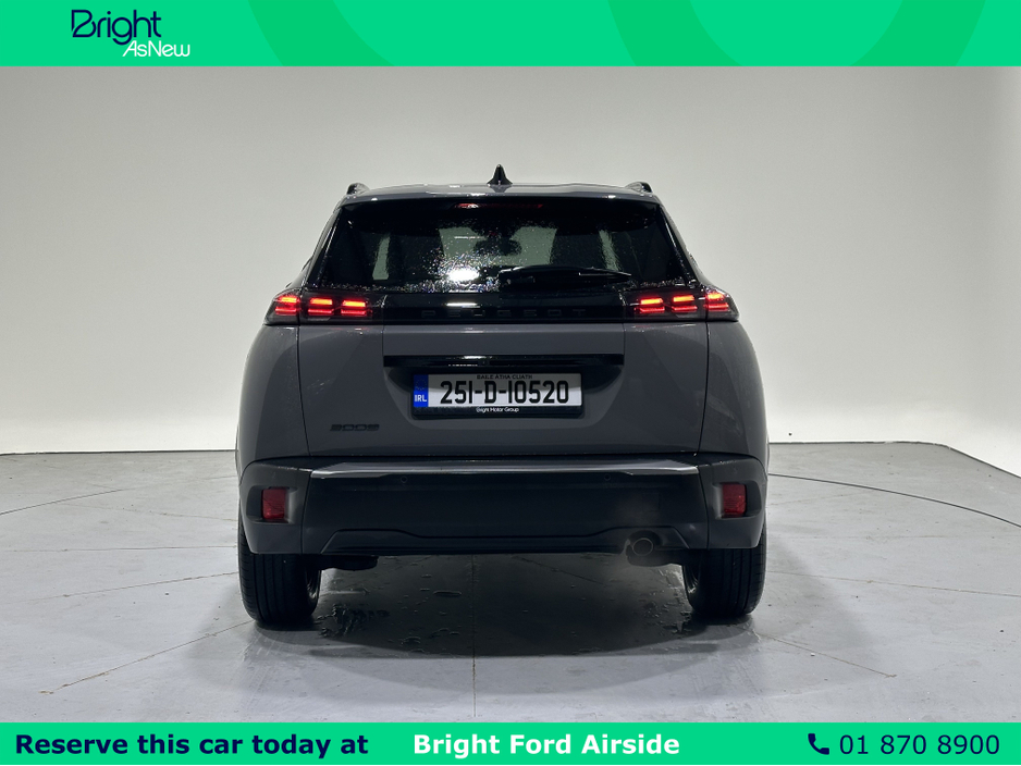2025 Peugeot 2008 - image 11