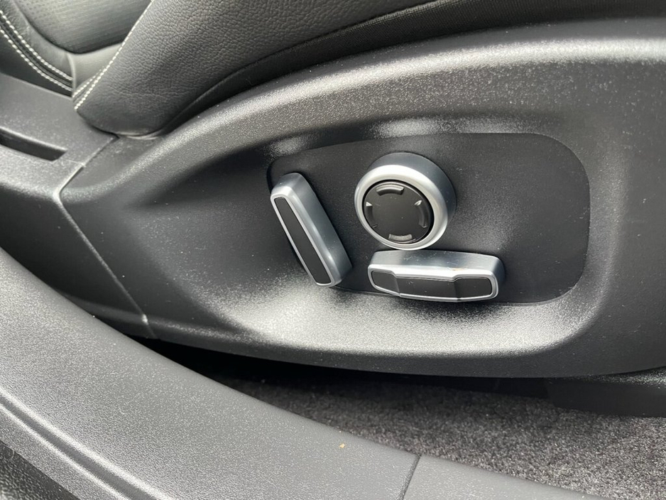 2022 Jaguar I-Pace 400 90kWh SE SUV 5dr Electric Auto 4WD (400 ps)