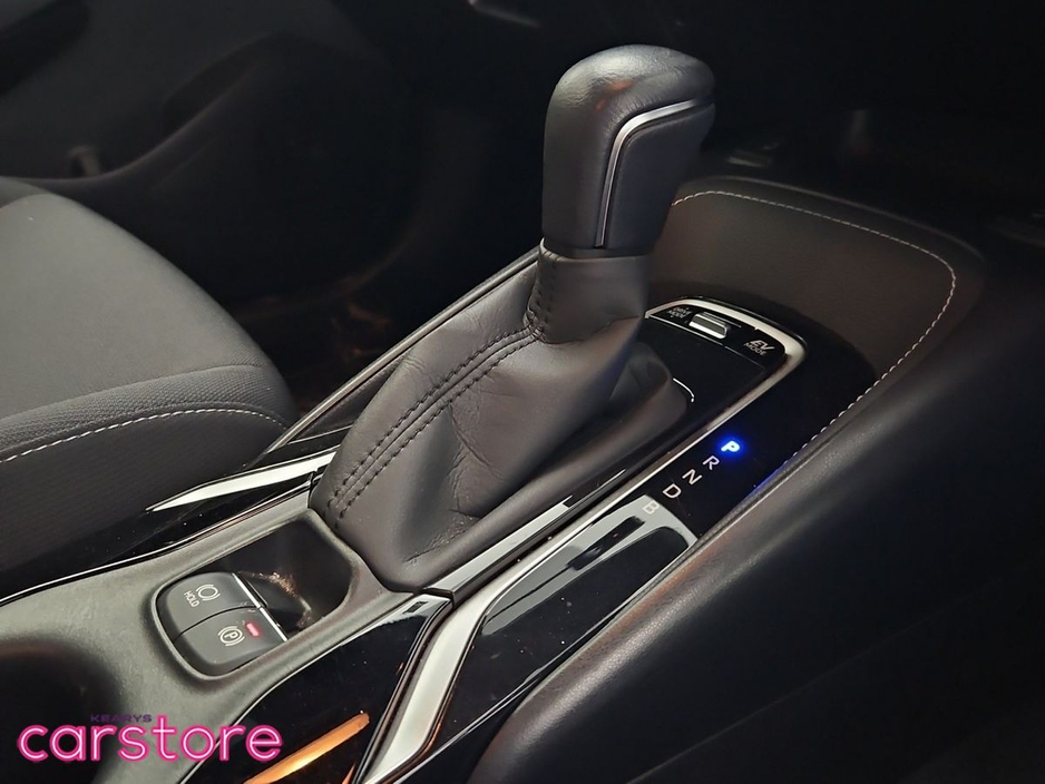 2020 Toyota Corolla - image 20