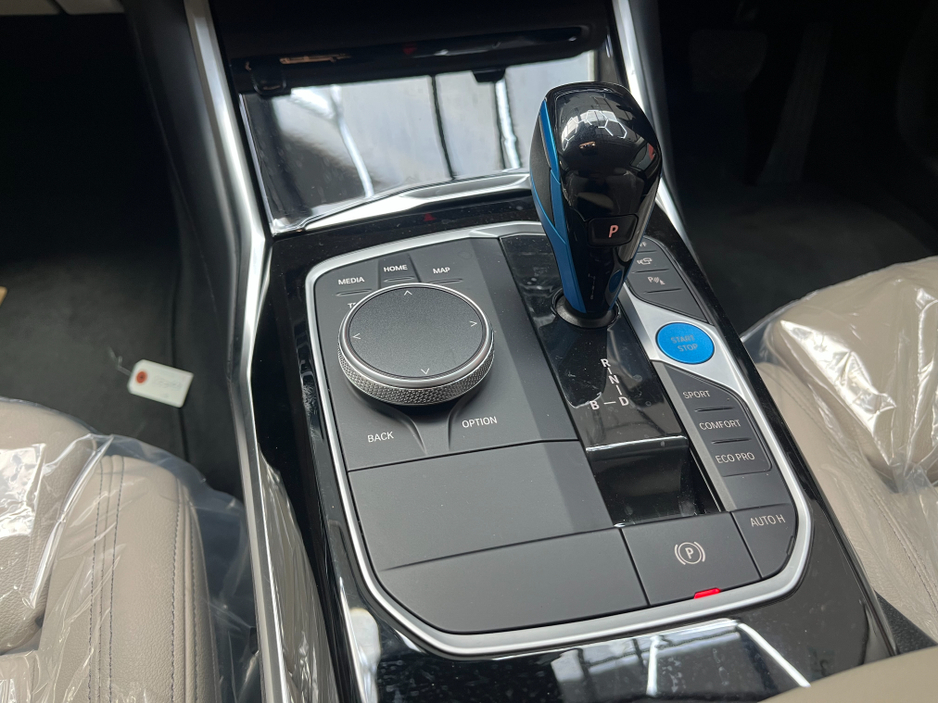 2022 BMW i4 - image 24