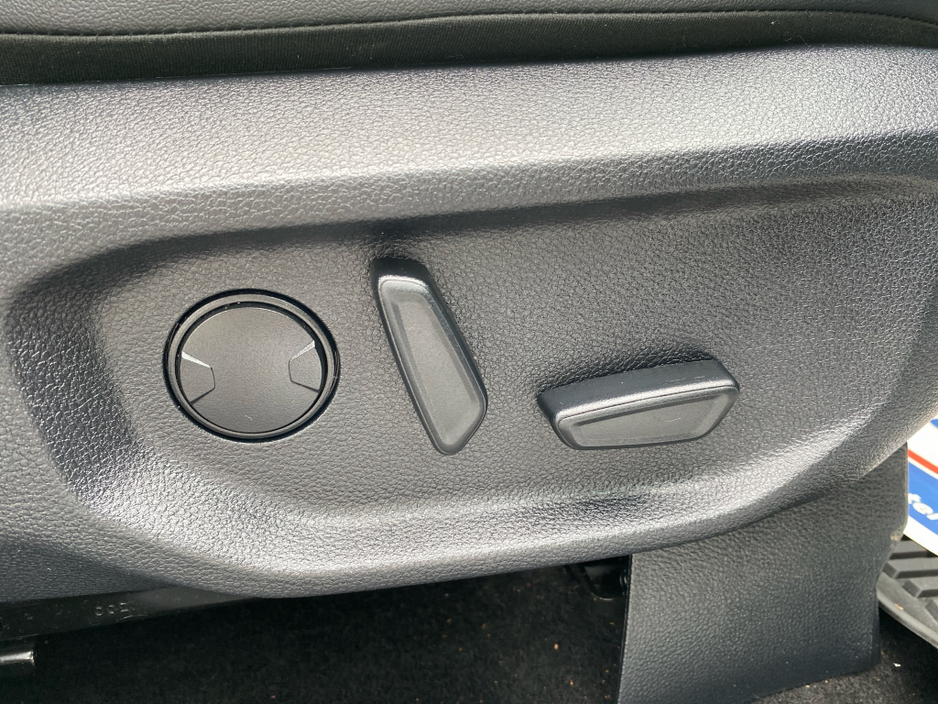 2025 Ford Ranger - image 18