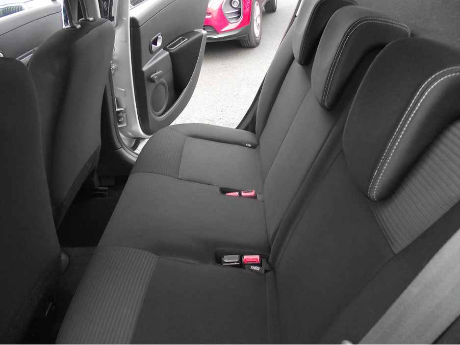 2013 Renault Clio III COLLECTION 1.2 75 5DR €4,950