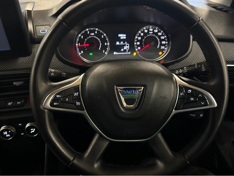 2023 Dacia Jogger COMFORT TCE 110 5DR 7 seater €16,999