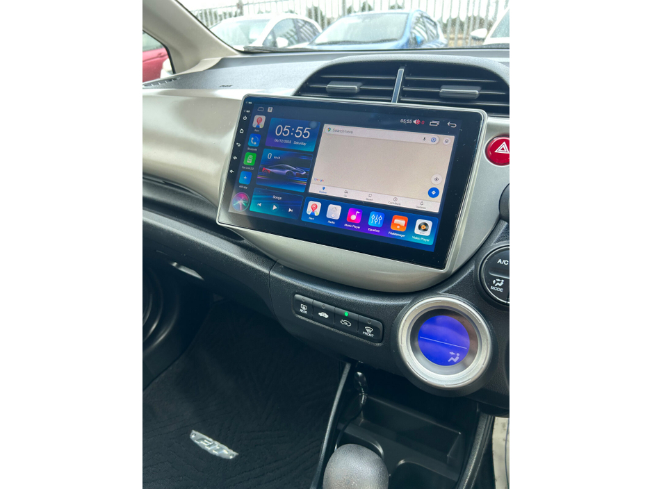 2012 Honda Fit - image 7