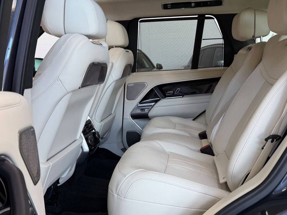 2025 Land Rover Range Rover - image 21