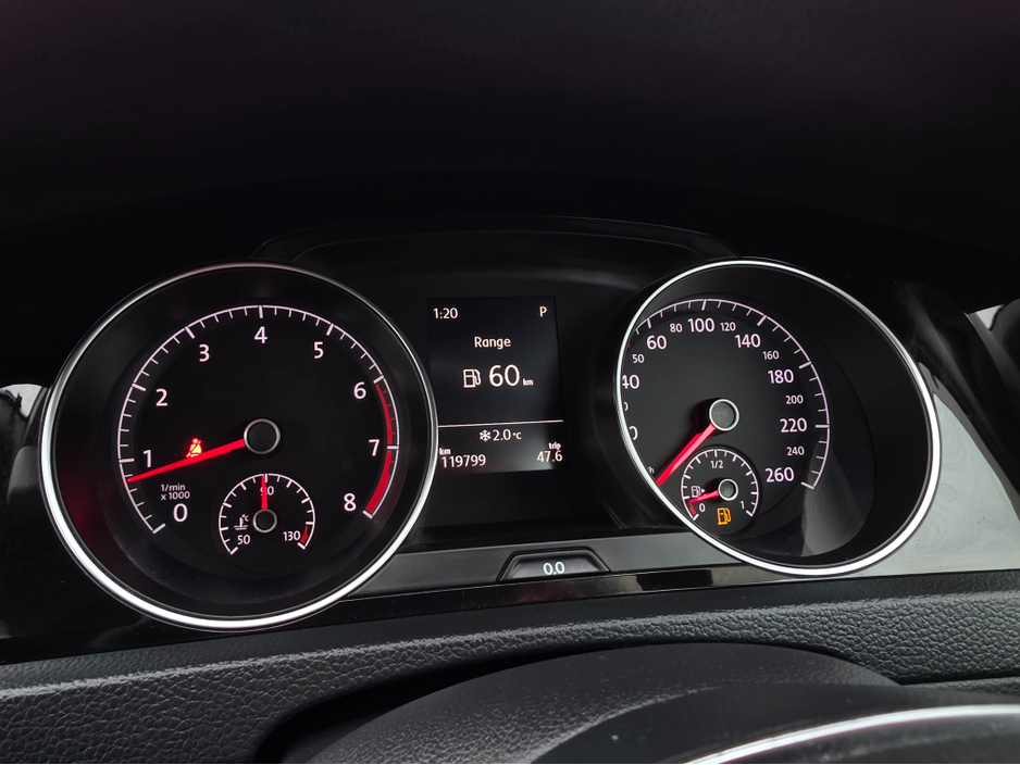 2013 Volkswagen Golf 1.4 HIGHLINE EDITION ALCANTARA PARKING SENSORS - SIMI DEALER - LOW ROAD TAX BAND