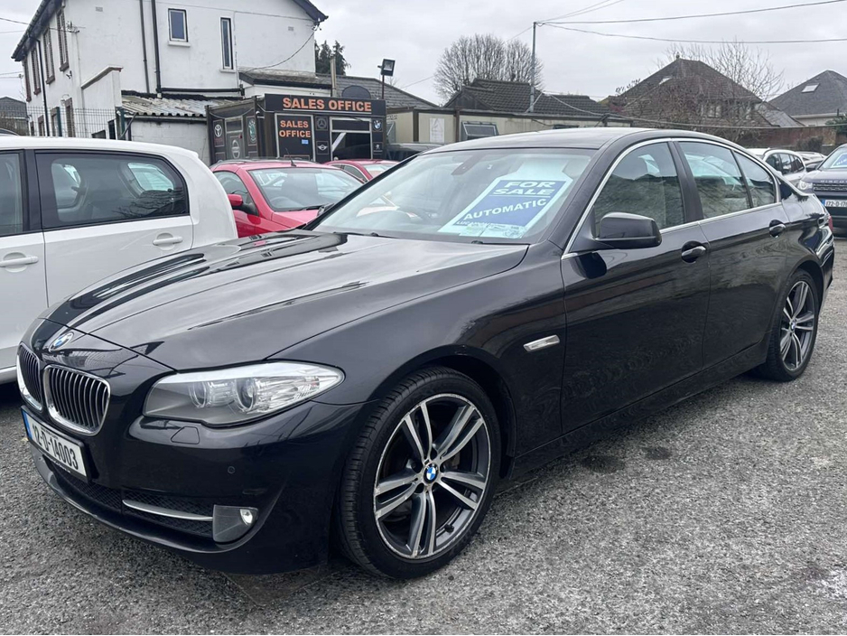2012 BMW 5 Series - image 2