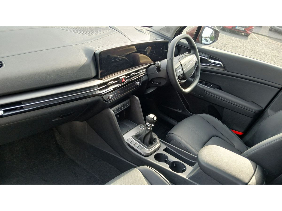 2026 Kia Sportage - image 3