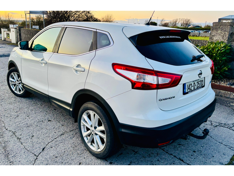 2014 Nissan Qashqai  €7,995