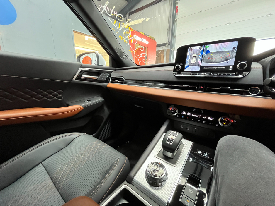 2024 Mitsubishi Outlander - image 22