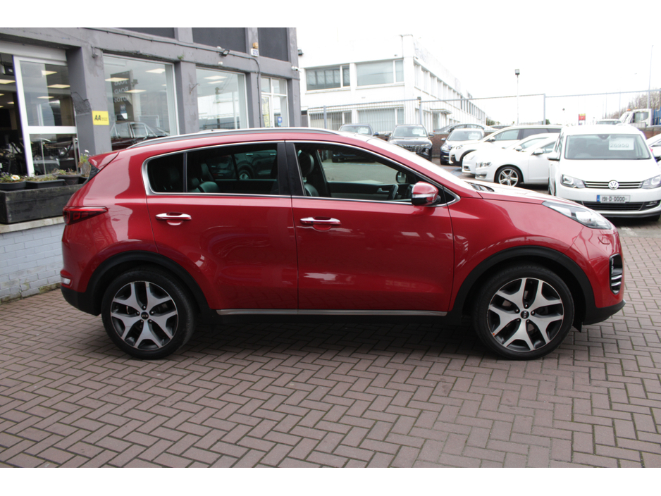 2017 Kia Sportage - image 3