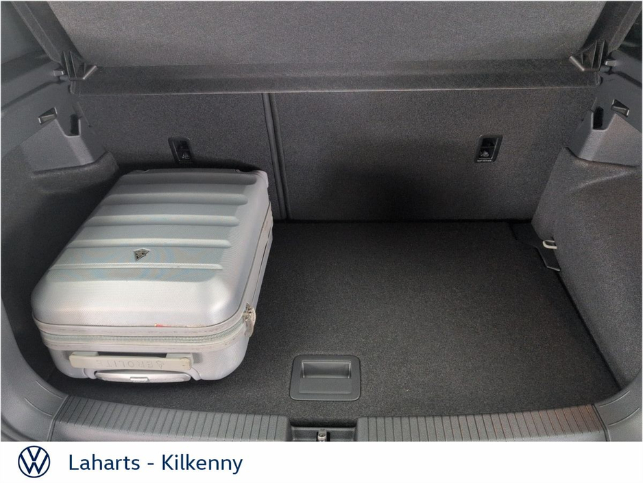 2026 Volkswagen T-Cross - image 10