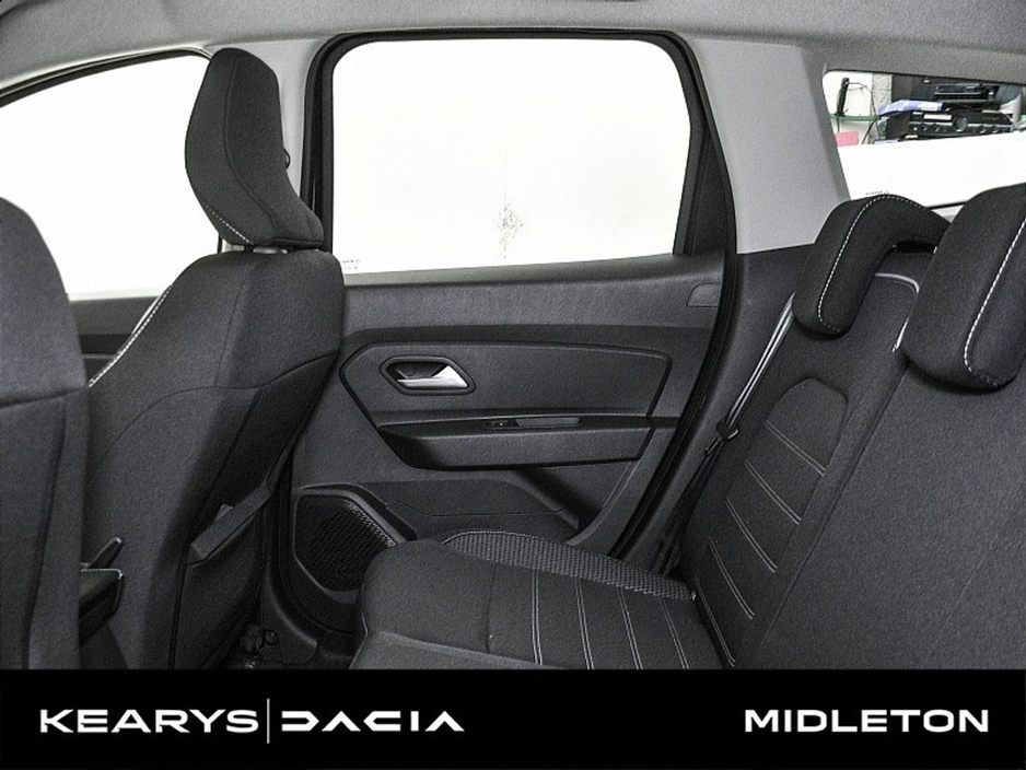 2024 Dacia Duster - image 7